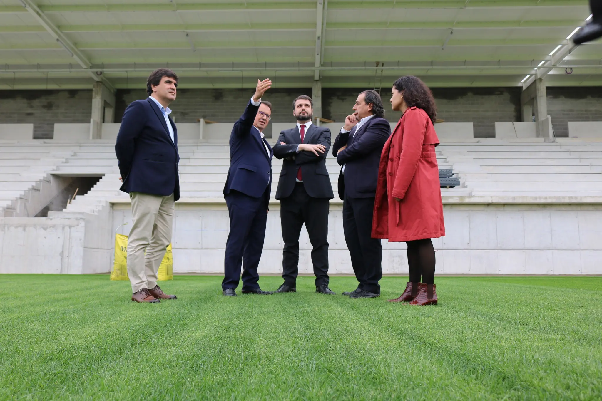 Obras de reabilitação do Estádio Municipal das Laranjeiras